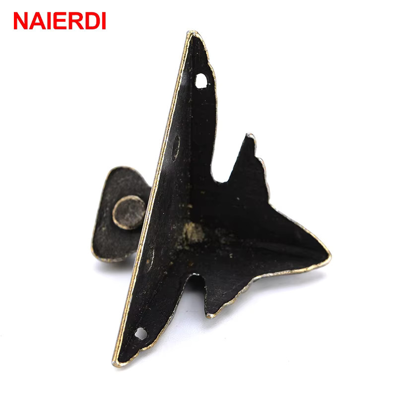 naierdi 4er-Set dekorative Holzkiste-Füße mit Rattan-Schnitzerei, Eckschutz-Dreieck-Halterung für Möbelbeschläge, B/T/H: 4 x 3 x 4 cm - Bild 2