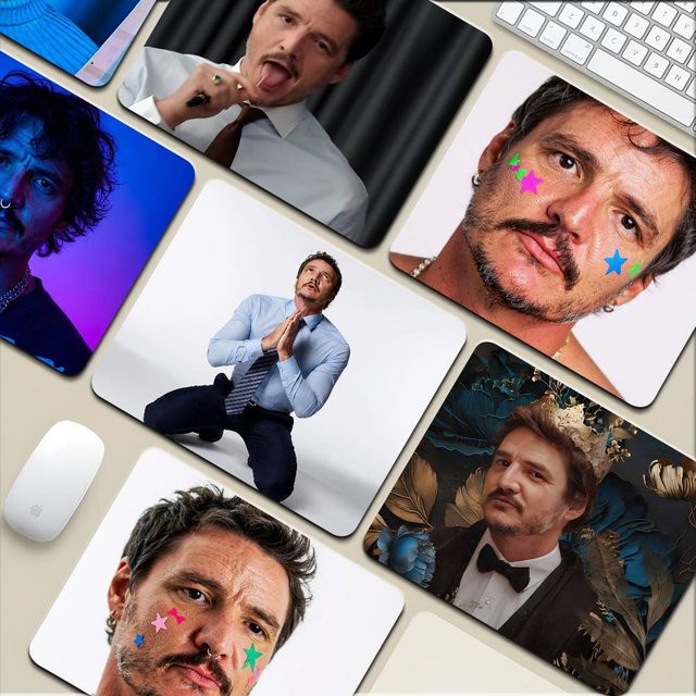 Rutschfeste Schreibtischunterlage mit Pedro Pascal Motiv, Multicolour Mauspad für Tastatur und Laptop - Bild 1