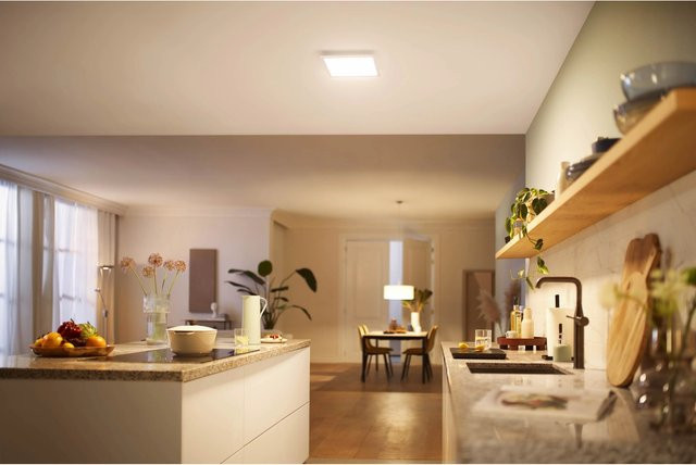 Philips LED-Deckenleuchte Touch SceneSwitch quadratisch in Weiß mit 12 W und warmweißem Licht (2700 K) - Bild 1