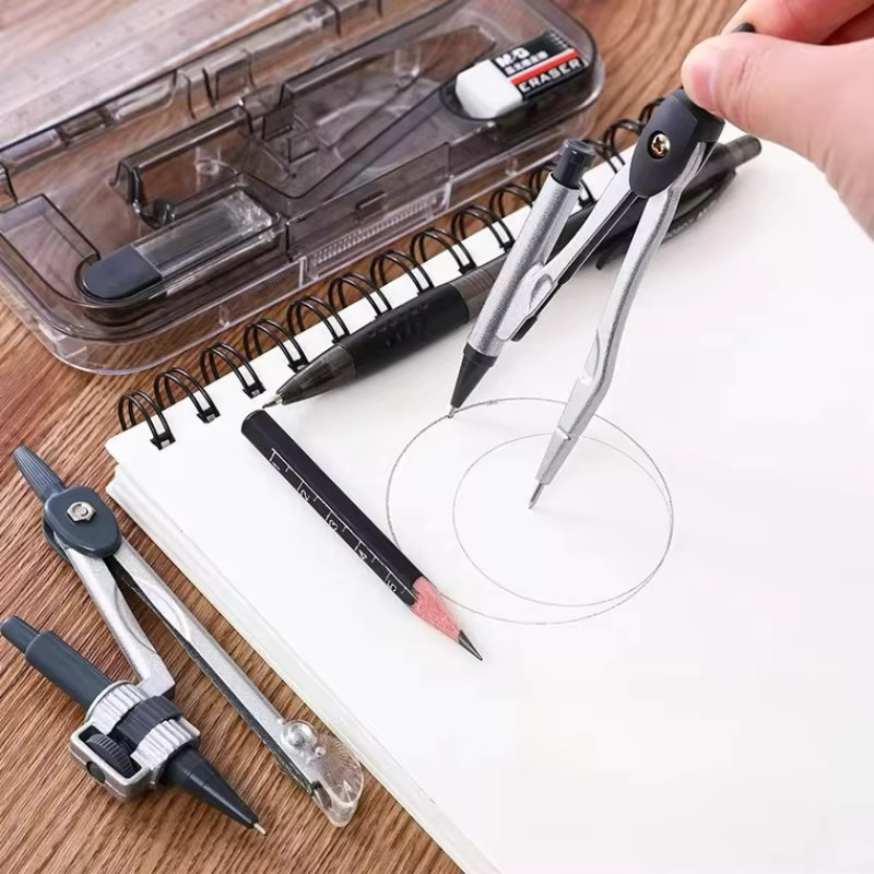 M&G Prüfungslineal-Set ACS90808 in Transparent, bestehend aus Vierkantwurzel, geradem Lineal, Winkelmesser und Kompass mit Stift - Bild 2