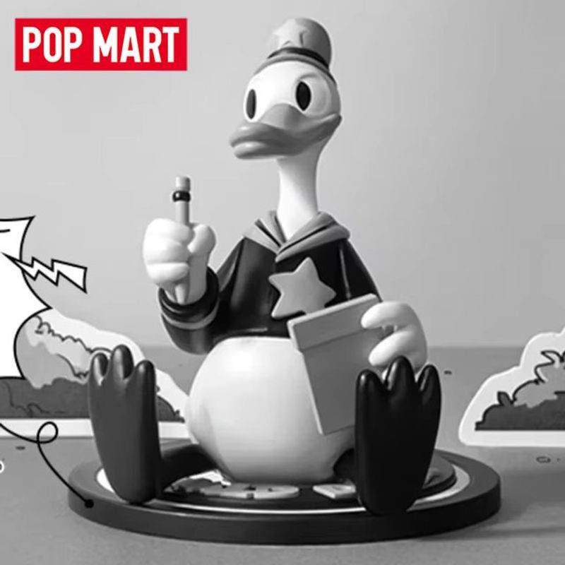 POP MART Disney Donald Duck 90th Anniversary Series Blind Box Action Figure aus Kunststoff in Weiß - Bild 1