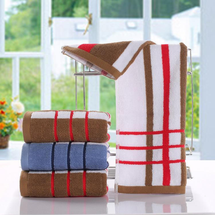 Gesichtstuch aus reiner Baumwolle mit Streifenmuster von Yiran Furniture, B/H: 75 x 34 cm, Farben: rot, blau, multicolour - Bild 1