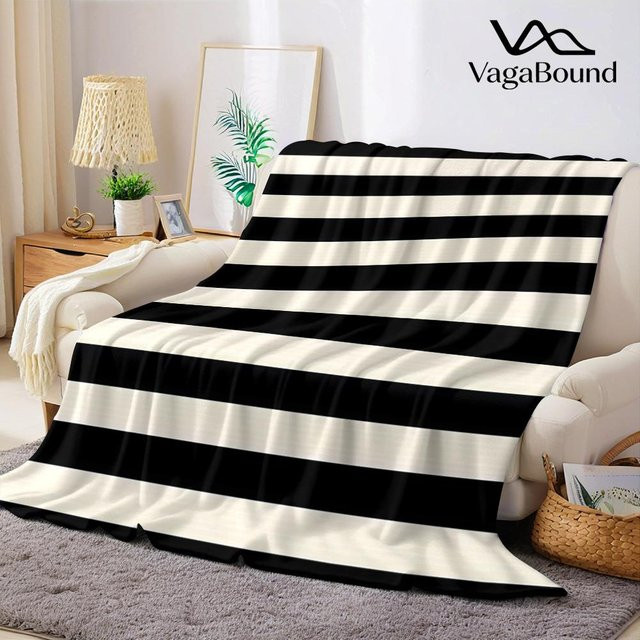 JMG Household Supplies Flanelldecke mit schwarz-weißem vertikalem Streifenmuster, weich und warm, B/H: 70 x 100 cm - Bild 1