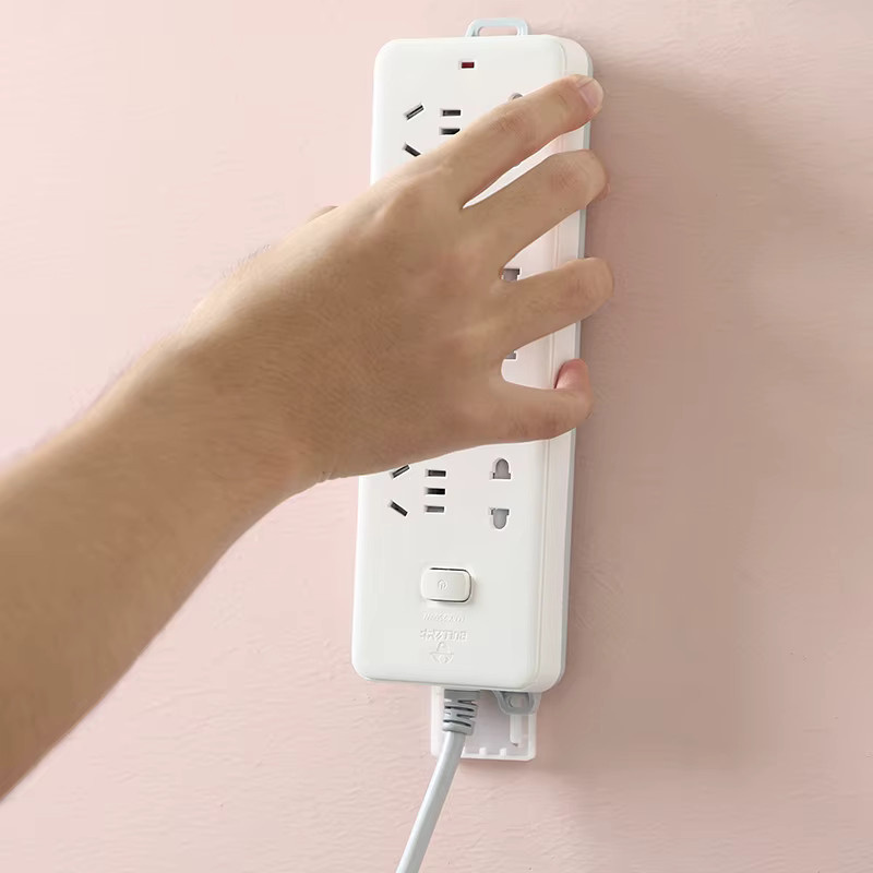 Selbstklebender Kabel-Organizer aus Kunststoff in Weiß zur Wandmontage für Oberfräsen und Steckdosenleisten - Bild 2
