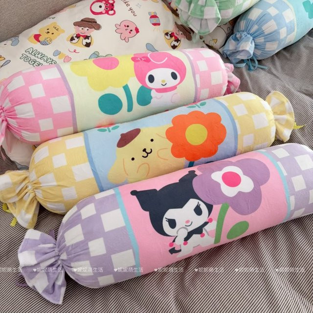 Aoger Candy Shaped Plüschtier Rückenkissen mit Hello Kitty, Pom Pom Purin und My Melody in Mehrfarbig, Waschbar - Bild 1