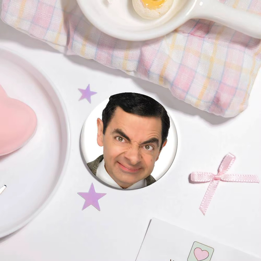 52TOYS Brosche, Mr. Bean T Abzeichen, Weißblech, Metall - Bild 4