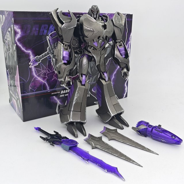 APC Toys Dark Master Evil God Transformation TFP Battle Damaged Version, Actionfigur, 20 cm - Bild 1
