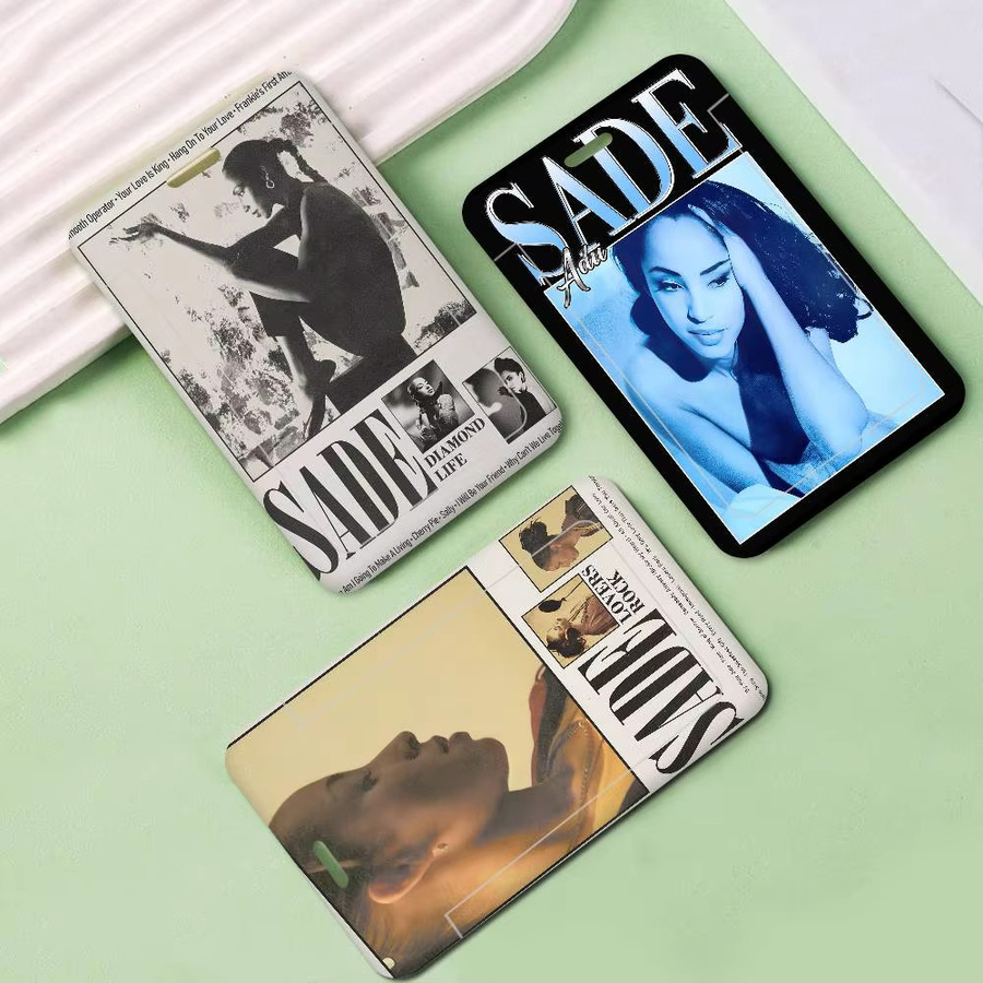 Singer Sade Arbeitsausweishülle mit Umhängeband aus Kunststoff, Multicolor - Bild 2