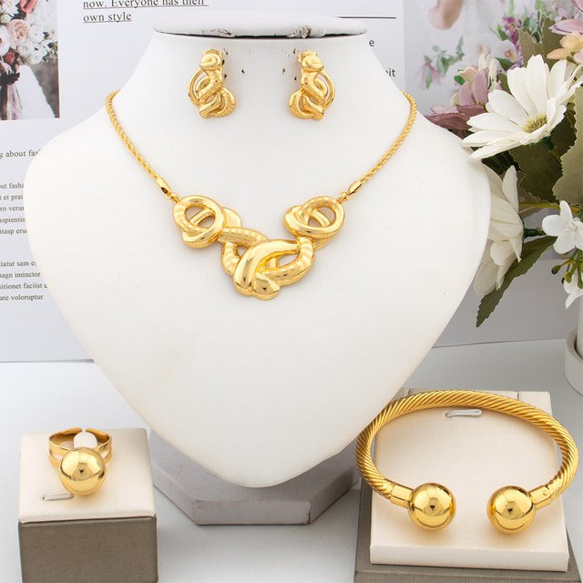 Schmuck-Set Halskette, Ohrringe, Armreif, Ring, Gold, Damen - Bild 1