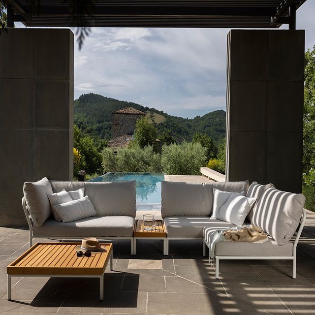 Houe LEVEL 2 Loungeset Ash in Grau mit Kaffeetisch und Beistelltisch aus Bambus und pulverbeschichtetem Aluminium - Bild 1
