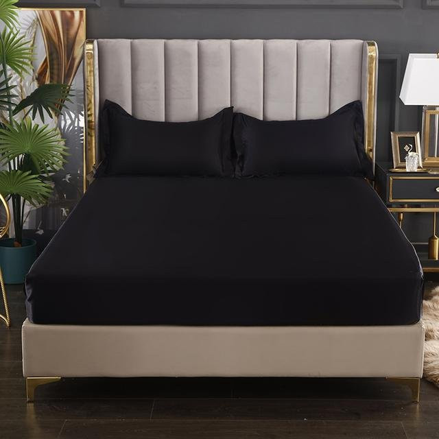 Kemila Mako-Satin Spannbettlaken aus Seide in Schwarz, B/T/H: 140 x 200 x 25 cm - Bild 1