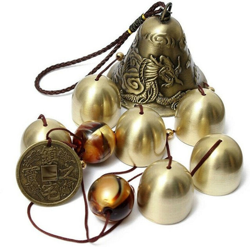 6 Kupferglocken aus Metall als hängende Windspiele in Gold und Alufarben für Garten und Hof im Bohemian-Stil - Bild 1