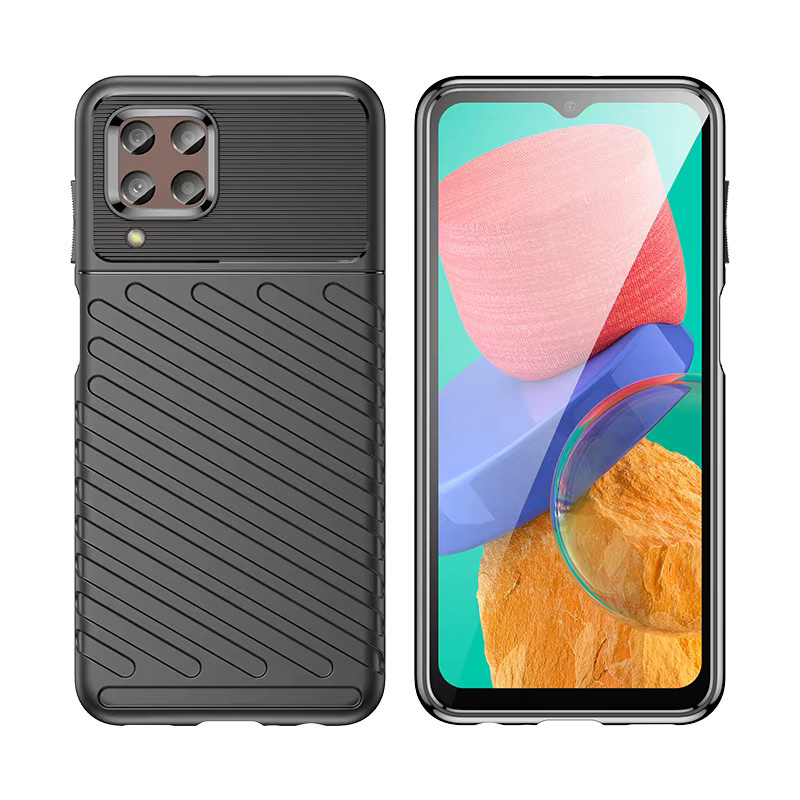 Stoßfeste Silikon-Handyhülle für Samsung Galaxy M33 und Jump 2 in Schwarz - Bild 2