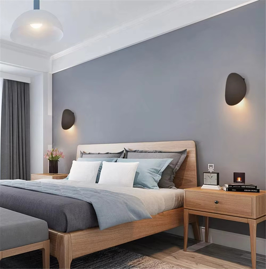 Moderne LED Innenwandleuchte von CYLRDXK aus Aluminium in Schwarz mit warmweißem Licht für Schlafzimmer und Flur - Bild 2