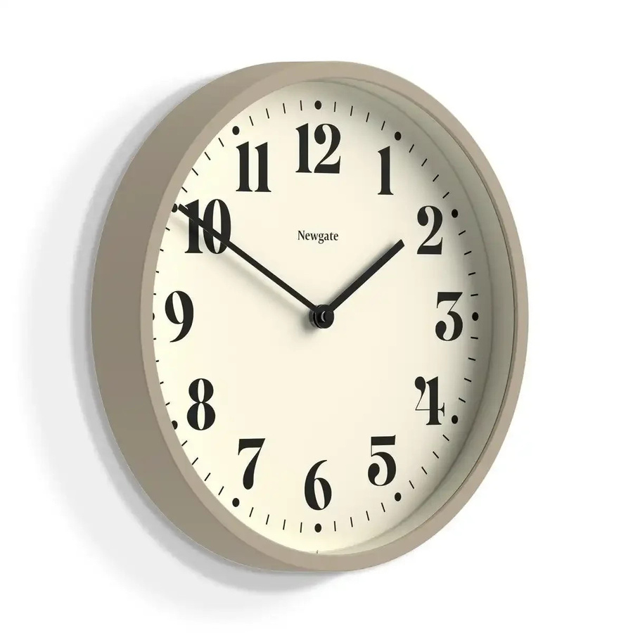 Newgate Wanduhr Number Four in Grau, moderne analoge Quarzuhr mit Glas und Metall, Durchmesser: 30 cm - Bild 1