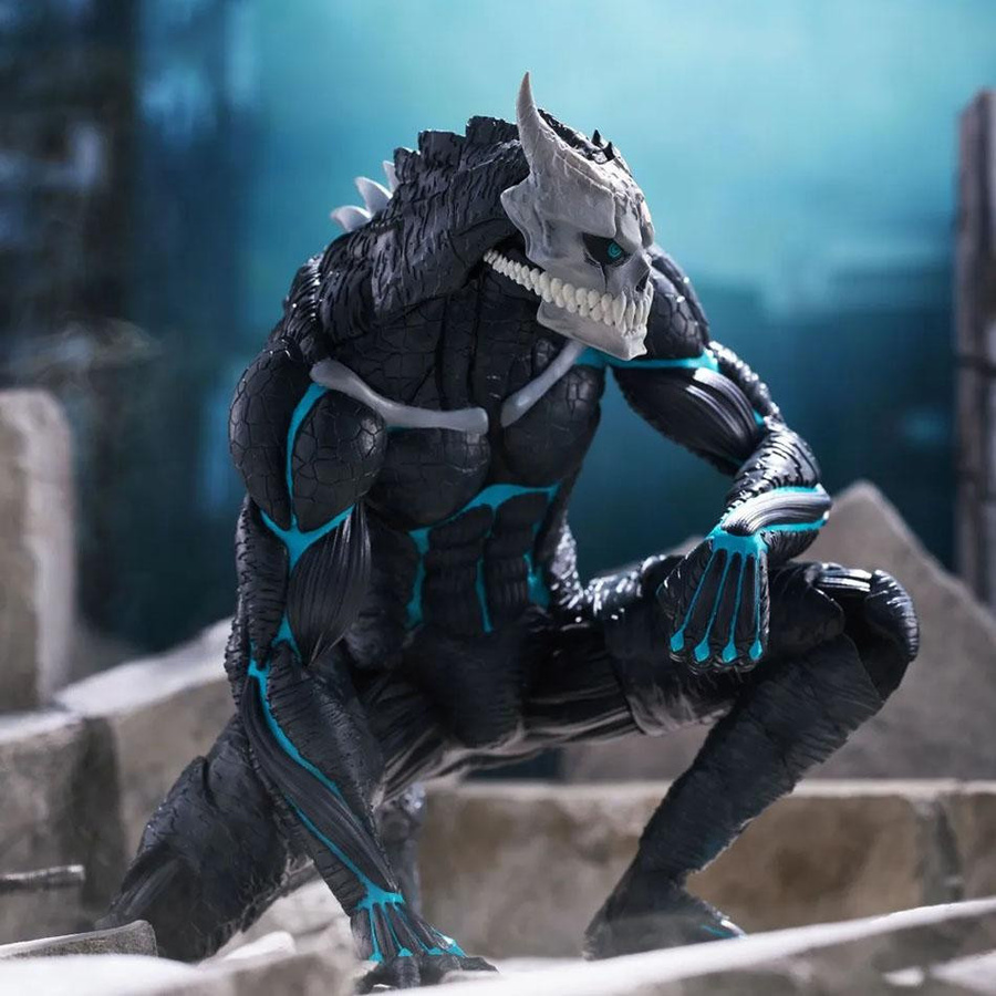 Fashnics Kaiju Number Eight Anime Figur Kafka Hibino Monsterform Dekorationsmodell aus PVC, Höhe: 21 cm - Bild 3