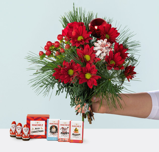 BLUME2000 Wintergruß Bouquet Chrysanthemen Johanniskraut Rosen red green Weihnachten - Bild 1