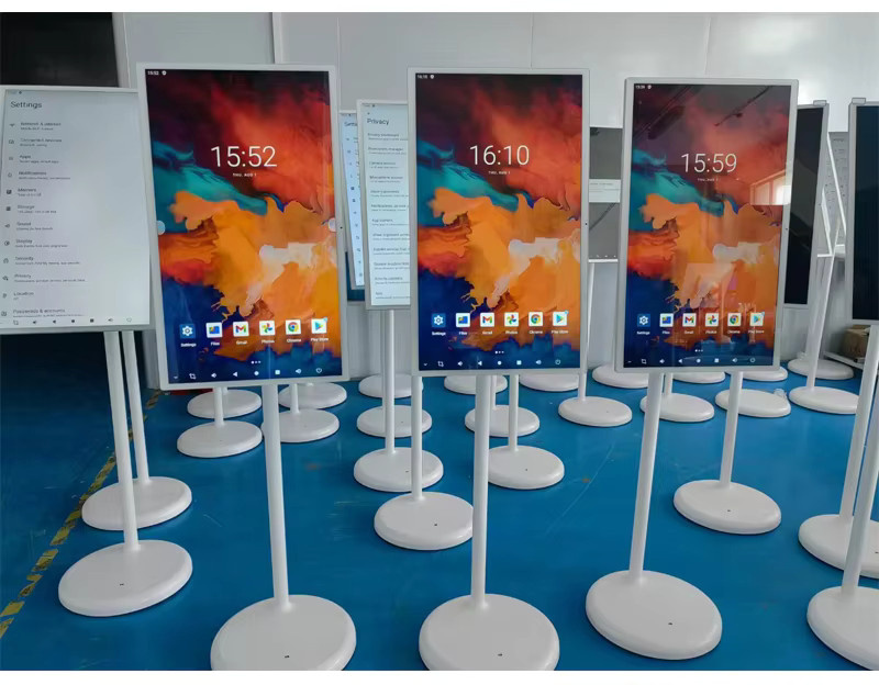 32 Zoll Android Kiosk mit 4K UHD kapazitivem Touch-Drehbildschirm und USB-C Bodenständer - Bild 3