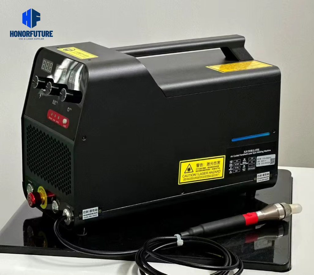 Handheld Laser Schweißmaschine für Metallbearbeitung mit 1200 W Leistung in Schwarz - Bild 2