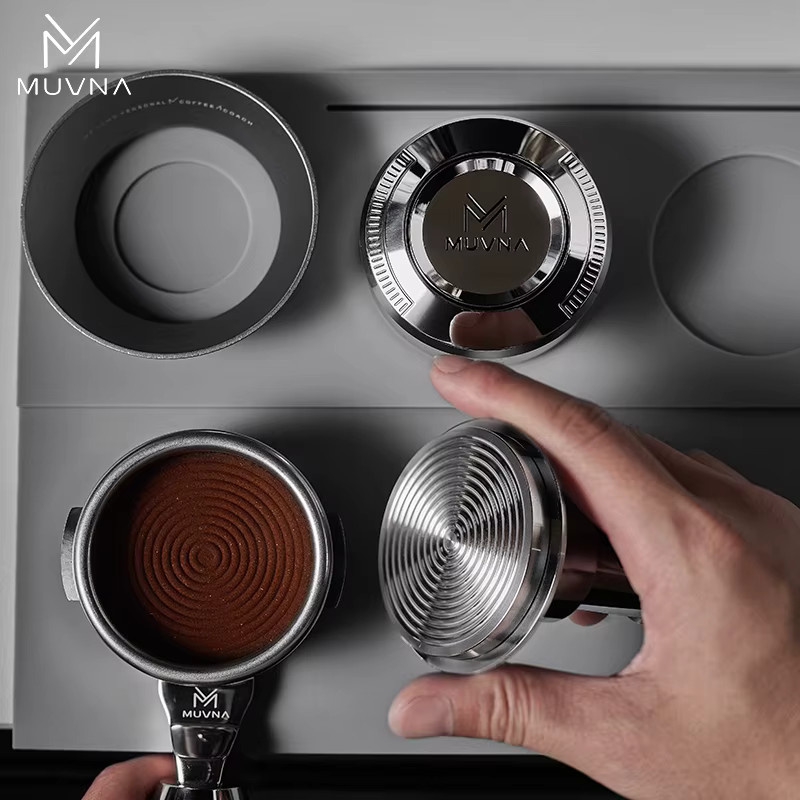 Muvna Espresso Tamper mit Soundfeedback und 4-Feder-System aus Edelstahl in Silber für gleichmäßigen Tamperdruck - Bild 4