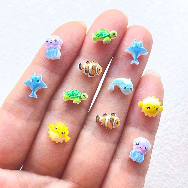 50 Mini-Strasssteine im Ozean-Stil aus Kunstharz, Multicolour, 9 mm für Nagelkunst und DIY-Bastelarbeiten - Bild 1