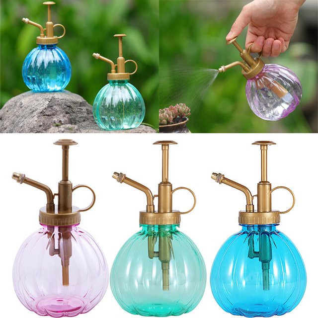VIBRATITE Retro-Sprühflasche in Blau aus Kunststoff mit kurzer Tülle zur Bewässerung von Sukkulenten und Zierpflanzen - Bild 1