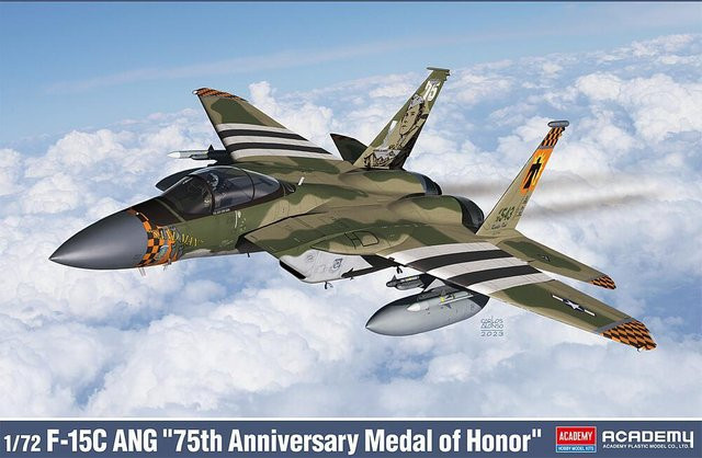 Academy Plastic Model F-15C, 75 Jahre Medal Of Honor, Modellbau, 1:72 - Bild 1