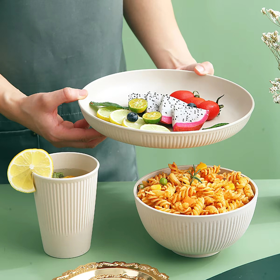 AJOYOUS 4-teiliges Kunststoffgeschirr-Set in Gelb für Schule und Picknick - Bild 2