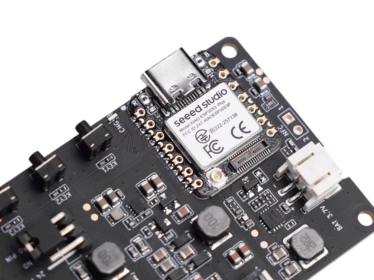 Seeed Studio XIAO ePaper Display Board EE04 mit XIAO ESP32-S3 Plus, unterstützt 24-polige und 50-polige ePaper-Displays in Schwarz - Bild 3