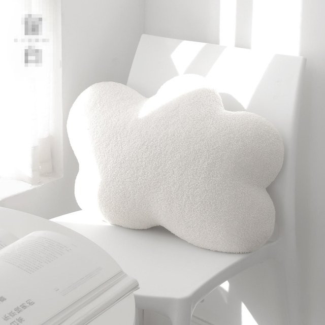 Wolkenförmiges Dekokissen im nordischen Stil, weißes Plüschkissen für Sofa und Bett, B/H: 50 x 34 cm - Bild 1