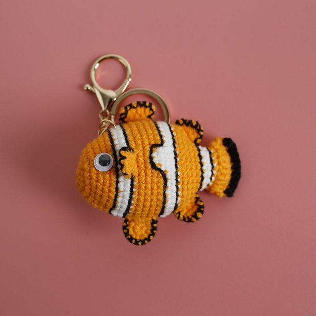Schlüsselanhänger Strick-Goldfisch, Clownfisch, orange, Unisex - Bild 1