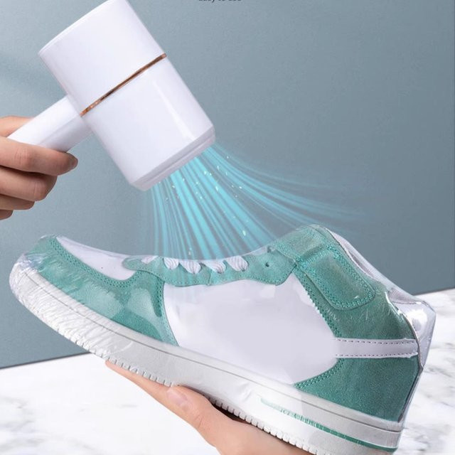 Transparente Schuh-Schrumpffolie zur versiegelten Verpackung von verschiedenen Gegenständen - Bild 1