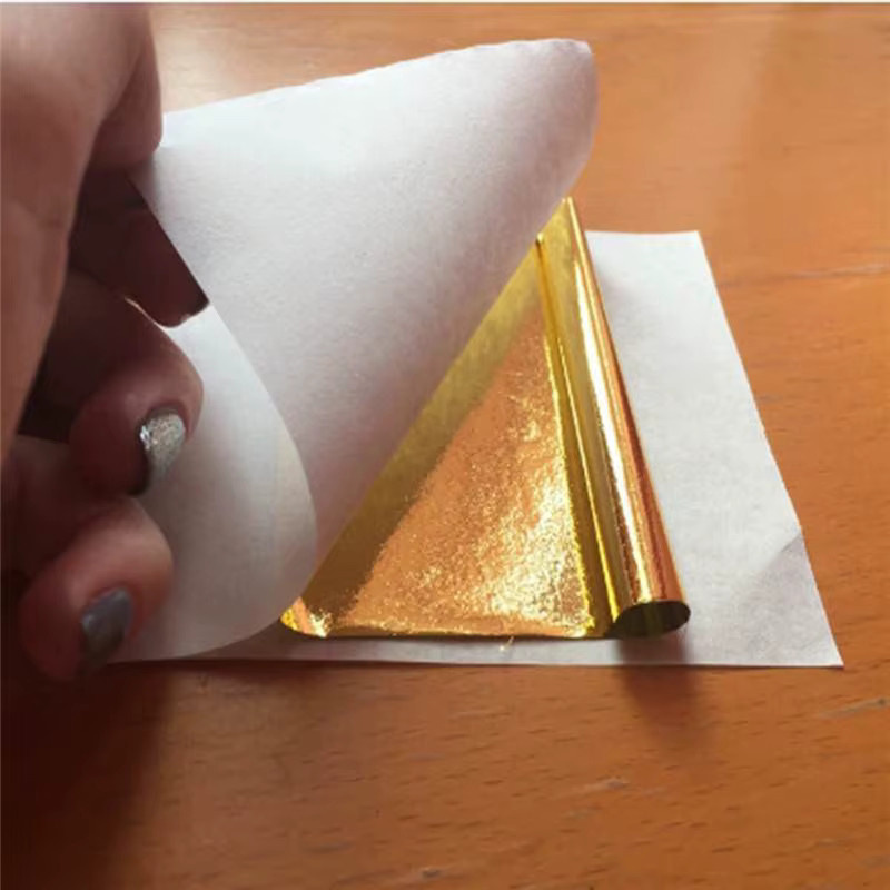 100 Stück reine 24 Karat Goldfolie in Gold für Lebensmitteldekorationen und DIY-Handwerksprojekte - Bild 3