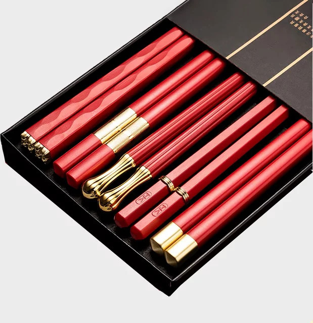5 Paar JANKNG Weihnachten Essstäbchen aus beschichtetem Material, rutschfest, in Schwarz und Rot - Bild 1