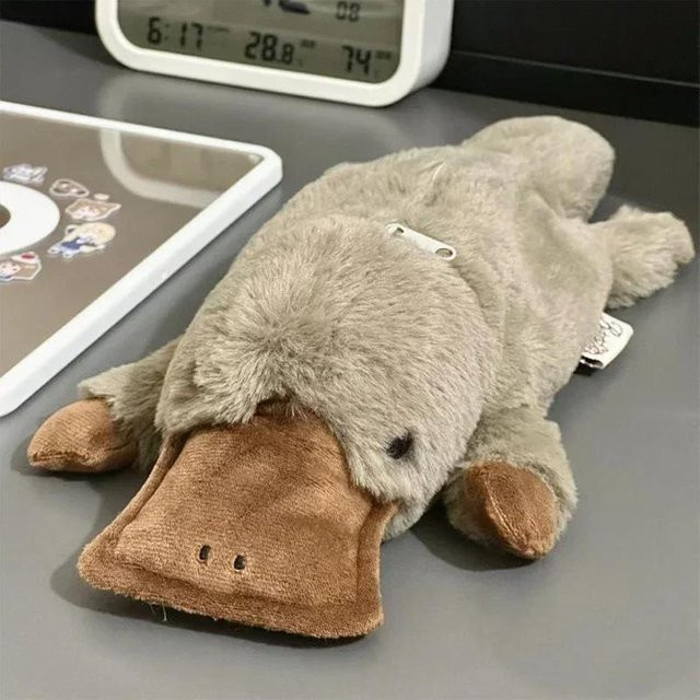 Niedliches Plüsch-Schnabeltier Federmäppchen in Braun für Kinder und Schüler - Bild 1