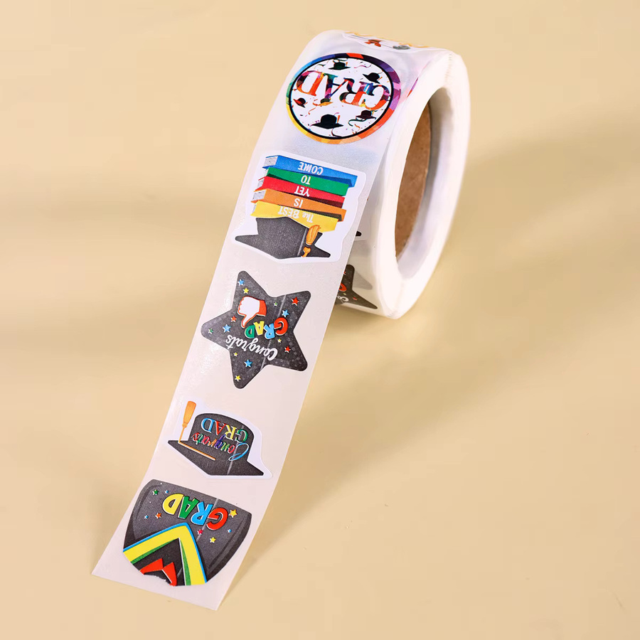 500 Stück Abschluss-Rundaufkleber mit Bachelor-Hut Motiv für Absolventen 2026, Mehrfarbig, DIY Deko Party-Zubehör aus Papier - Bild 1