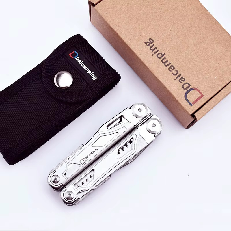 Daicamping DL1 Extra Cutter Multifunktionales EDC Multitool aus Edelstahl in Silber mit Schere, Säge, Klemme und Zange - Bild 3