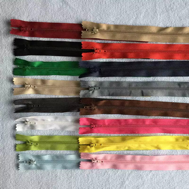10 Stück Nylon-Reißverschlüsse Set in Mehrfarben für Nähzubehör - Bild 3