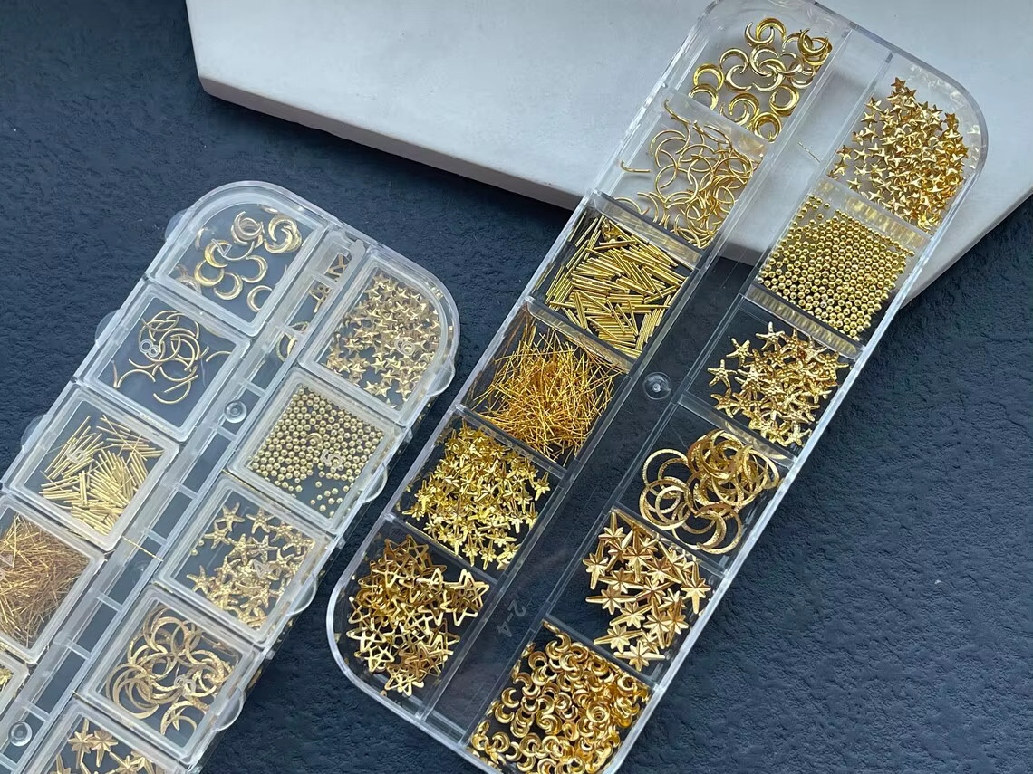MingLee Nagel Pailletten Charms, Gold Metallic, Mond Stern Sonne, 3D Nail Art - Bild 3