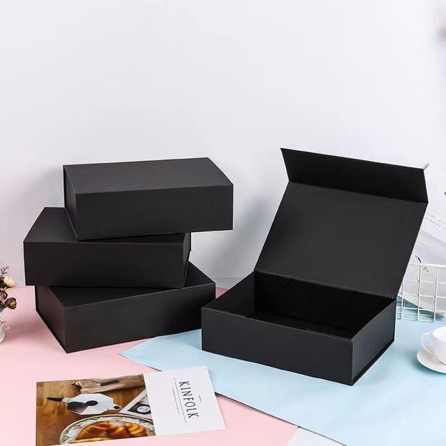 5 Stück Magnet-Klappgeschenkboxen aus Papier für Hochzeiten, Geburtstage und Geschäftliche Verpackungen in Schwarz oder Weiß - Bild 1