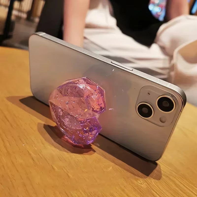Universeller 3D-Diamant-Liebes-Herz Handy-Sockelhalter in Blau als Griptok und Klappständer für iPhone und Samsung - Bild 1