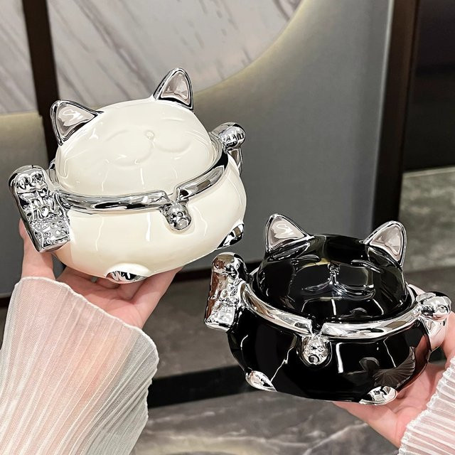 Advanced Sensation Fortune Cat Aschenbecher aus Keramik mit Deckel, modern und schwarz - Bild 1