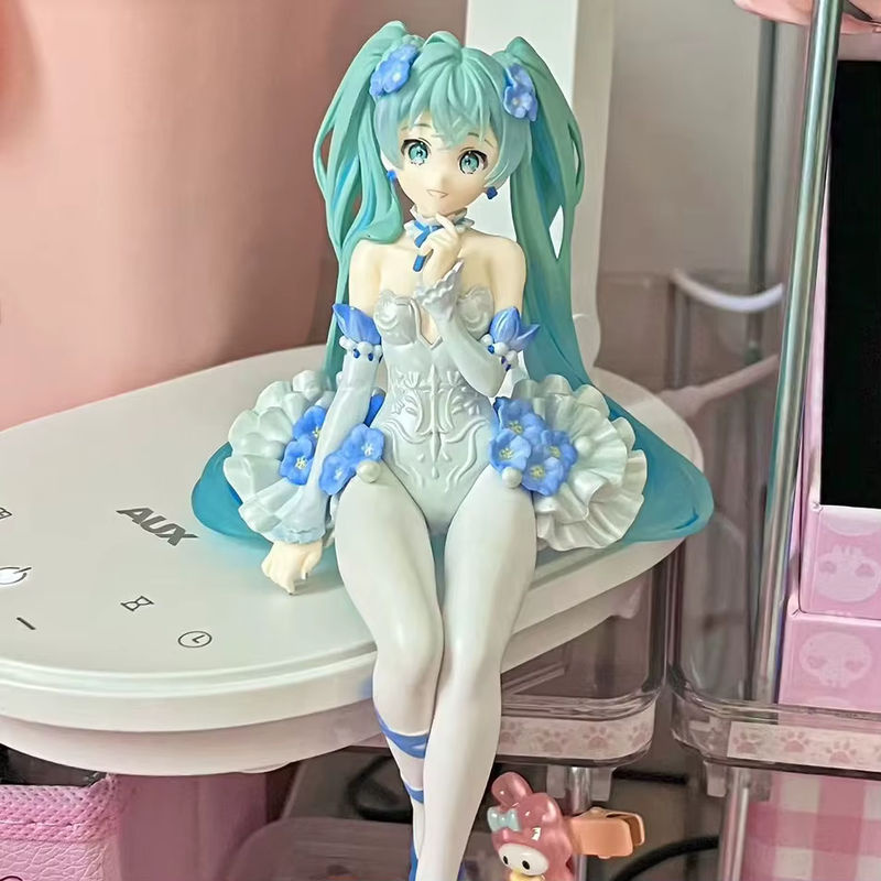 Bandai Hatsune Miku Anime-Figur in Sakura-Optik, sitzende PVC-Actionfigur in Rosa und Weiß für Sammler und Dekoration - Bild 2