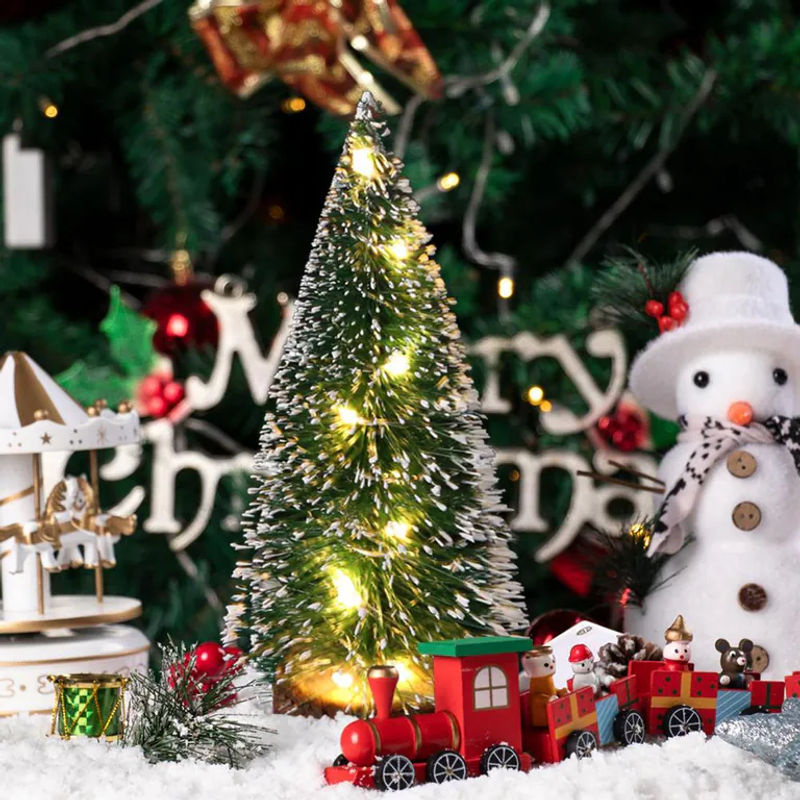 TOMTOP JMS Set aus 7 Mini-Weihnachtsbäumen aus Sisal und Holz mit Beleuchtung in Grün im skandinavischen Design - Bild 2
