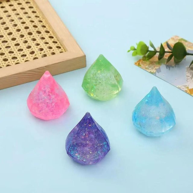 Needoh Eiswürfel Funkelnder Diamant, Stressentlastungsball, Bunt / Mehrfarbig - Bild 1