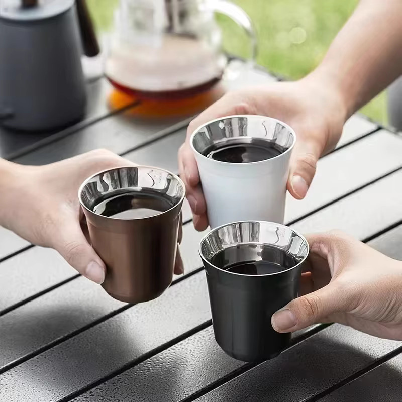 Doppelwandige Mini-Kaffeetasse aus Edelstahl in Schwarz, wärmeisolierender Getränkebecher - Bild 3