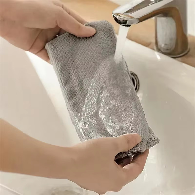 Langstieliger Mikrofaser-Mopp mit nachfüllbarem Kopf zur Bodenreinigung und Staubentfernung - Bild 4