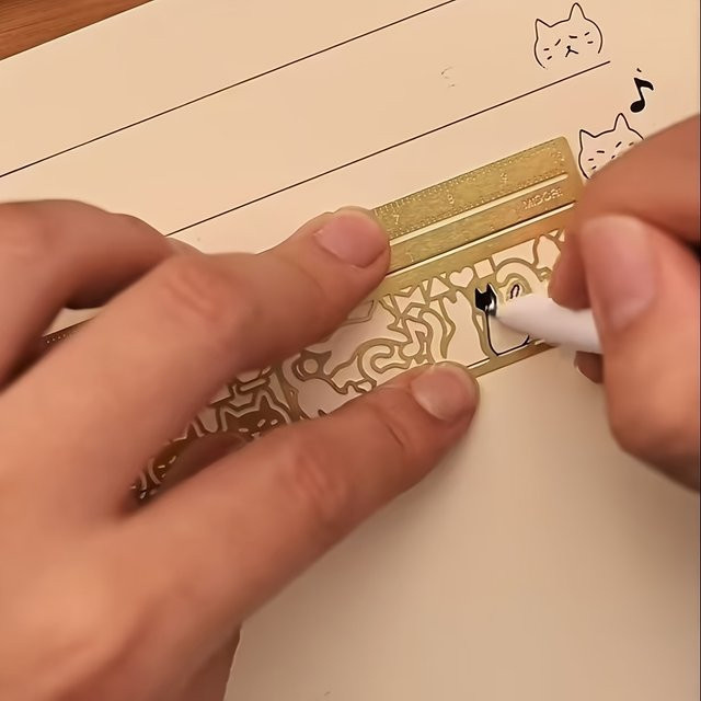 Drei-in-Eins Katzen-Schablonenlineal mit 20 Lesezeichen und niedlichen Katzen-Designs in Gold für Tagebuch und Planer - Bild 1