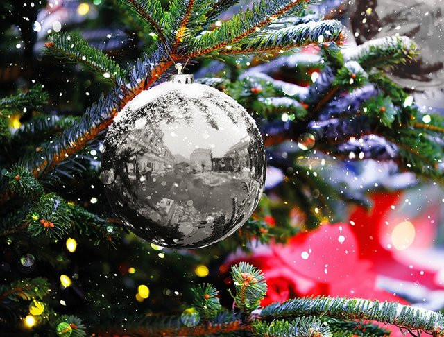 Kaemingk Weihnachtsbaumkugel Silber Glänzend Geometrisches Sternen-Design Bruchfest Durchmesser: 20 cm - Bild 1