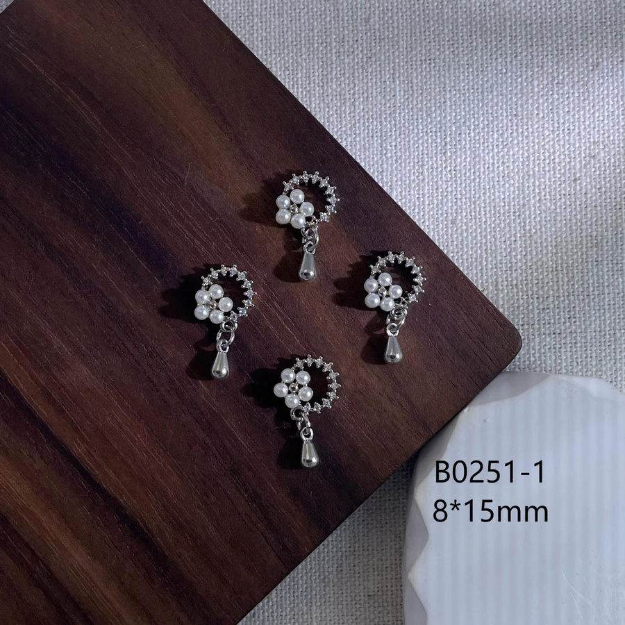 Kaniu Nail Art Strass Charms, 4 Stück, vergoldet, Zirkon, Perle, Glänzend - Bild 2